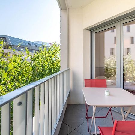 Charming Apartment With Balcony And Parking Near The Center Of アヌシー エクステリア 写真