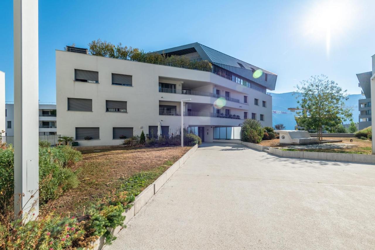 Charming Apartment With Balcony And Parking Near The Center Of アヌシー エクステリア 写真